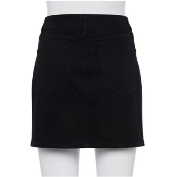 NWOT SO Black jean Skirt with Zipper Size 7 / 28W - Picture 2 of 7
